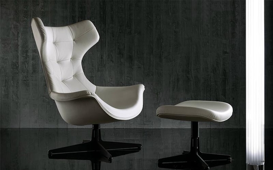 Porcellana Alta sedia posteriore dell'ufficio del cigno, sedia del cigno ricoperta cuoio dell'unità di elaborazione Arne Jacobsen fornitore