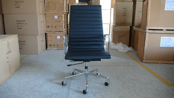 Porcellana Sedia ergonomica dell'alto ufficio posteriore del metallo, poltrona girevole dell'ufficio di dimensione standard fornitore